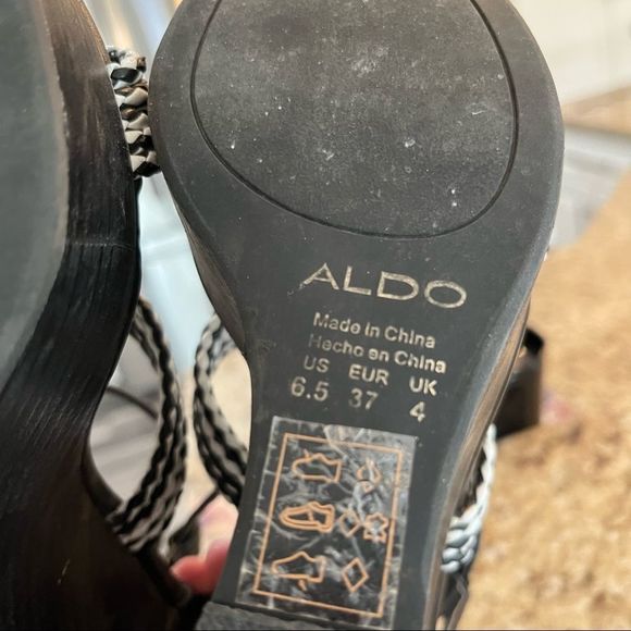 Aldo black and white genuine leather wedge heels size 6.5 - Picture 5 of 6